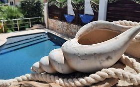 Dimitra'S Sea-Crafts Boutique Studios